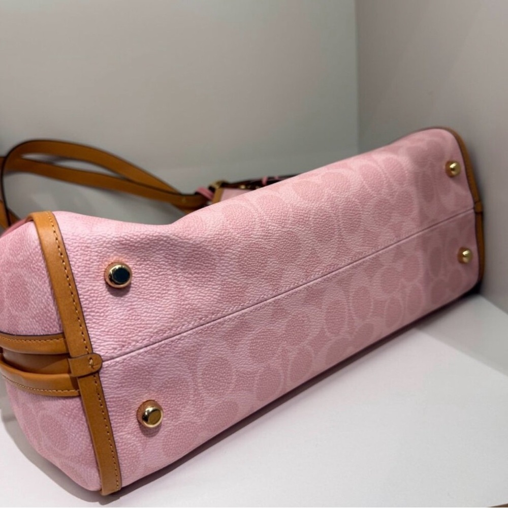 Coach CEL13 Erin Shoulder Bag In Signature Canvas With Charms Powder Pink NWT - Picture 3 of 4